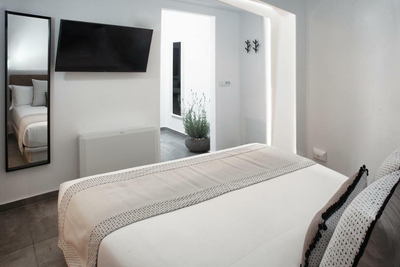 Irene City Villas Fira  Exterior foto